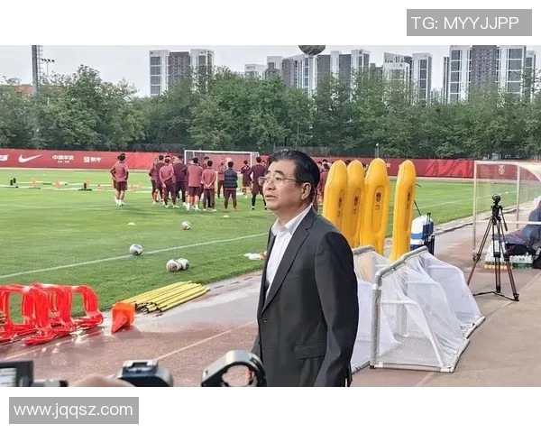 中国足球现役五大球星盘点与未来发展潜力分析